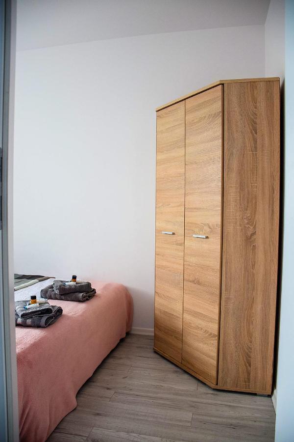 Operowa Marilyn Monroe Apartment Lublin Exterior foto